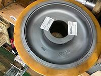 Diverse industriële onderdelen - afbeelding 6 van  14