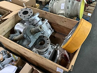 Diverse industriële onderdelen - afbeelding 1 van  14