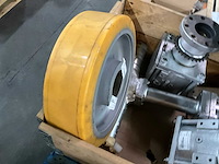 Diverse industriële onderdelen - afbeelding 10 van  14