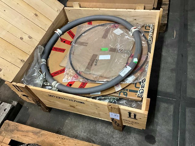 Diverse industriële pakkingen - afbeelding 2 van  7