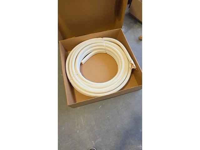 Diverse installatie materiaal o.a. bonfix - afbeelding 1 van  4