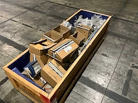 Diverse installatie materialen - afbeelding 2 van  4