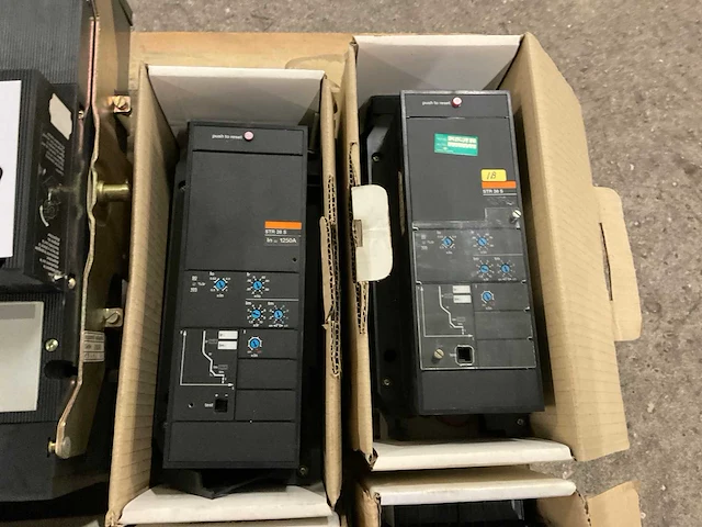 Diverse installatie units - afbeelding 7 van  7