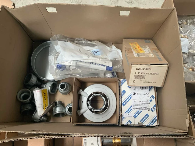 Diverse installatiemateriaal - afbeelding 9 van  15