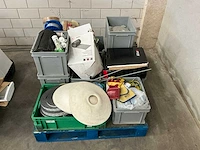 Diverse installatiematerialen - afbeelding 2 van  8