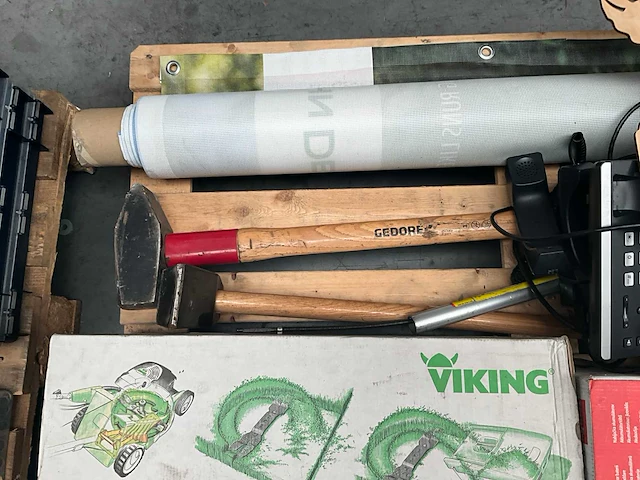 Diverse items - afbeelding 5 van  8