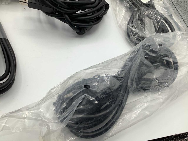 Diverse kabels - afbeelding 3 van  4