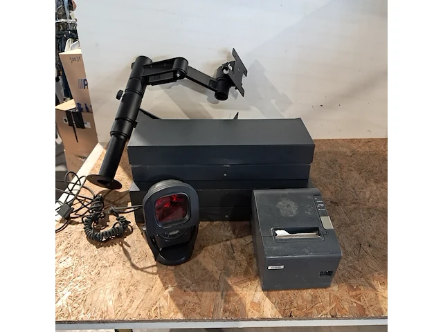 Diverse kassa systeem accesoires met 2x kassa scherm - afbeelding 2 van  8