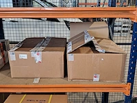 Diverse kassa systeem accesoires met 2x kassa scherm - afbeelding 8 van  8