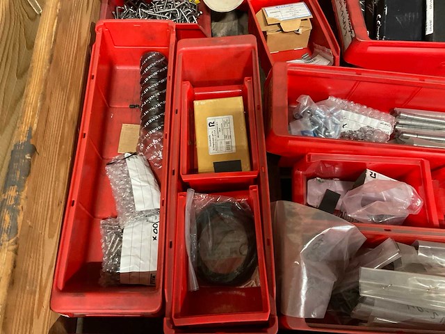 Diverse ketting en toebehoren - afbeelding 11 van  11