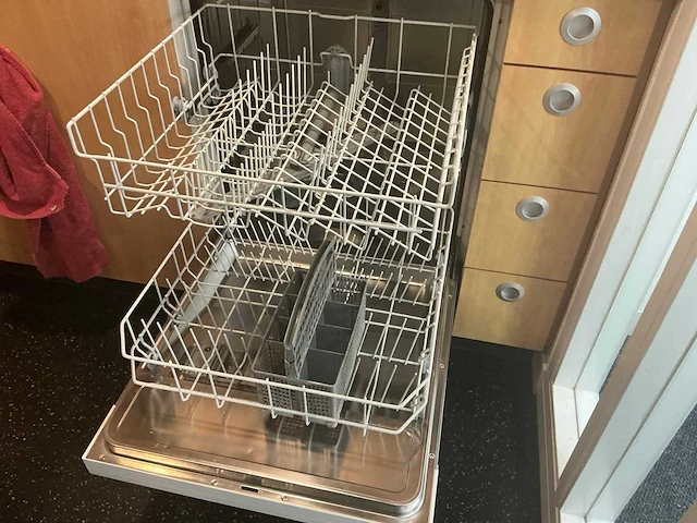 Diverse keuken apparatuur - afbeelding 9 van  21