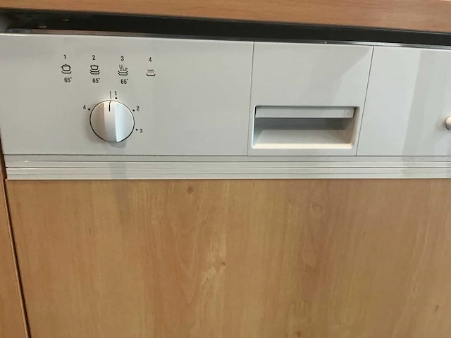 Diverse keuken apparatuur - afbeelding 14 van  21