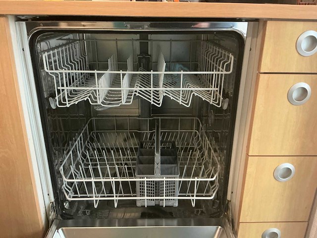 Diverse keuken apparatuur - afbeelding 15 van  21