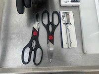 Diverse keukenbenodigdheden - afbeelding 4 van  8