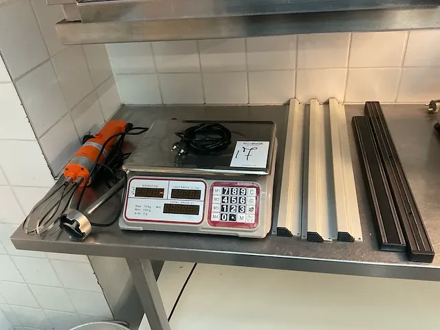 Diverse keukengerei - afbeelding 1 van  7