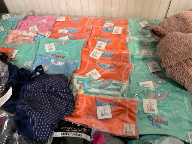 Diverse kleding (175x) - afbeelding 4 van  18