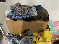 Diverse kleding (175x) - afbeelding 9 van  18