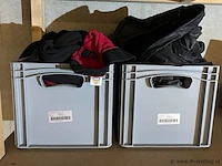 Diverse kleding - afbeelding 1 van  1