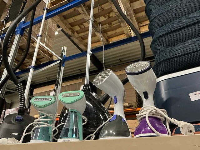 Diverse kledingstoomapparaten (9x) - afbeelding 9 van  9