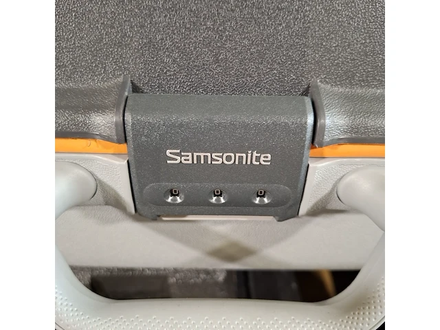 Diverse koffers en kisten, o.a. samsonite - afbeelding 4 van  7