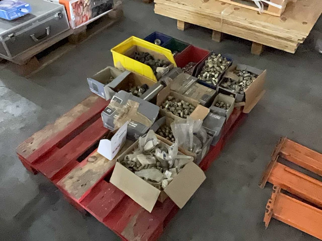 Diverse koppelingen - afbeelding 1 van  8