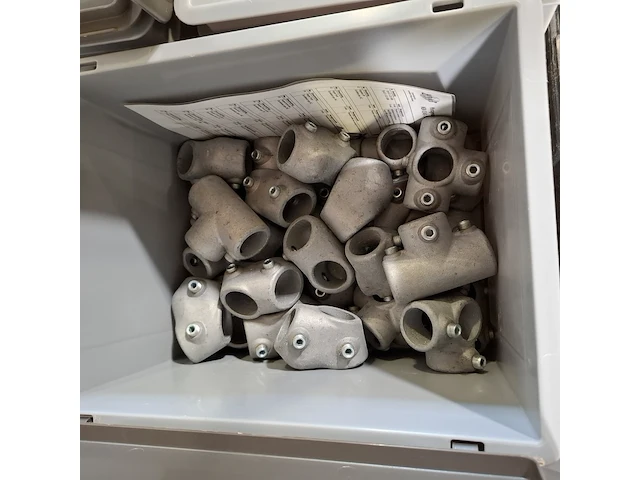 Diverse koppelstukken - afbeelding 6 van  8