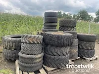 Diverse landbouw/grondverzet banden - afbeelding 1 van  3