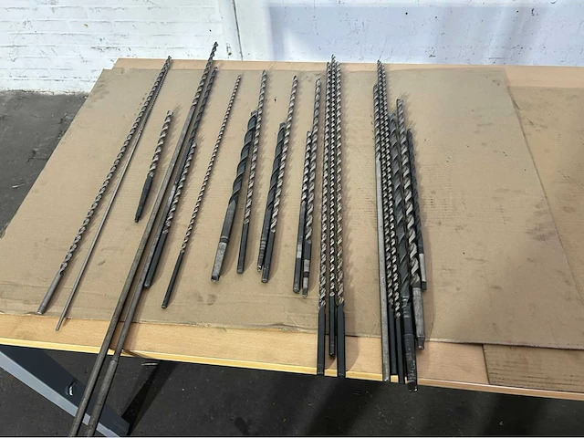 Diverse lange hout en metaal boren ø4 t/m ø18 (22x) - afbeelding 3 van  4