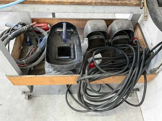 Diverse lasbenodigdheden - afbeelding 4 van  5