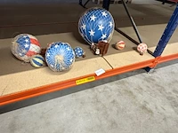 Diverse luchtballon decoratie, authentic models - afbeelding 1 van  4