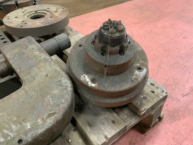 Diverse machine onderdelen - afbeelding 5 van  6