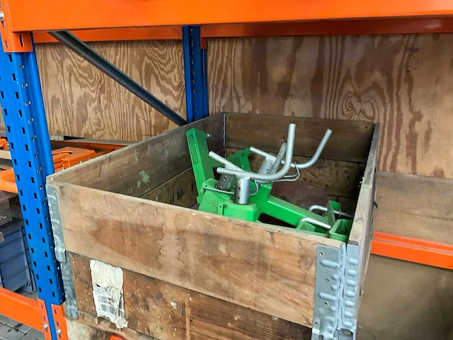 Diverse machine onderdelen - afbeelding 12 van  18