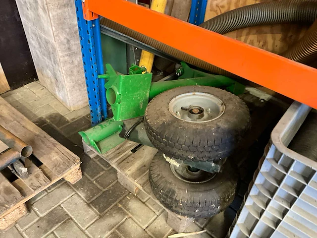 Diverse machine onderdelen - afbeelding 16 van  18