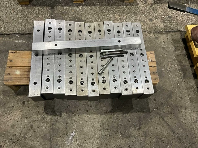 Diverse machine toebehoren (12x) - afbeelding 2 van  4