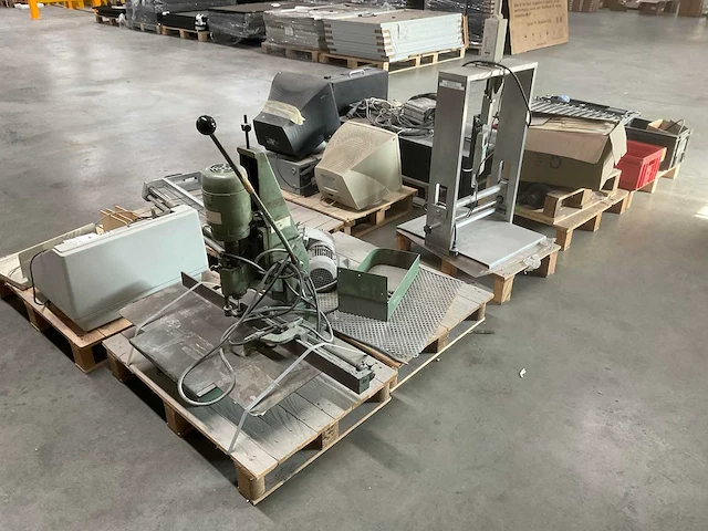 Diverse machines en -onderdelen (9x) - afbeelding 21 van  26