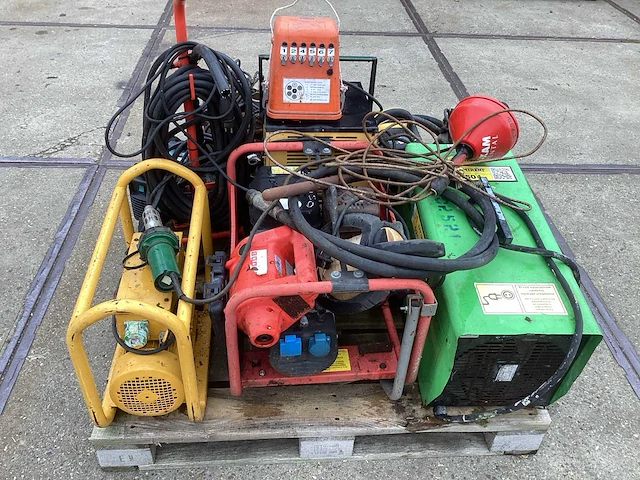 Diverse machines - afbeelding 2 van  4