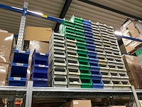 Diverse magazijnbakjes (299x) - afbeelding 2 van  4
