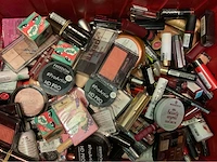 Diverse make-up (250x) - afbeelding 1 van  1