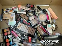 Diverse make-up - afbeelding 1 van  1
