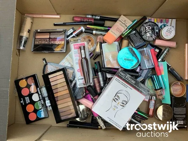 Diverse make-up - afbeelding 1 van  1