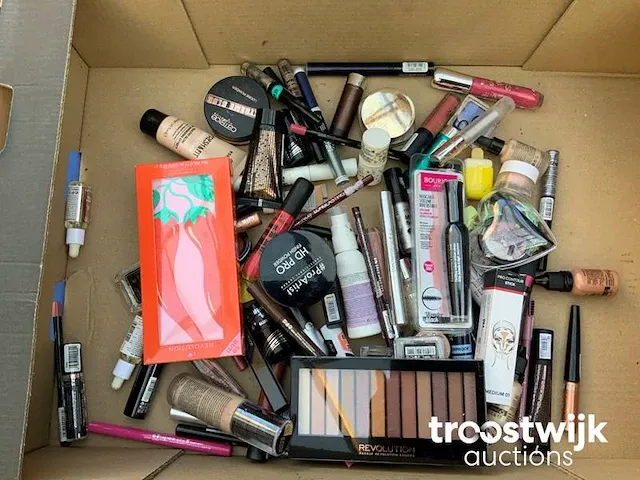 Diverse make-up - afbeelding 1 van  1