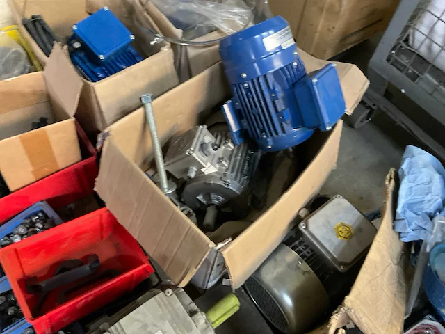 Diverse materialen - afbeelding 2 van  15