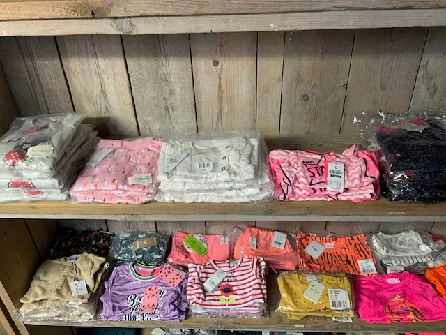 Diverse merken - baby-kinderkleding dirkje, feetje, b.nosy, kidzart enz. (220x) - afbeelding 2 van  4