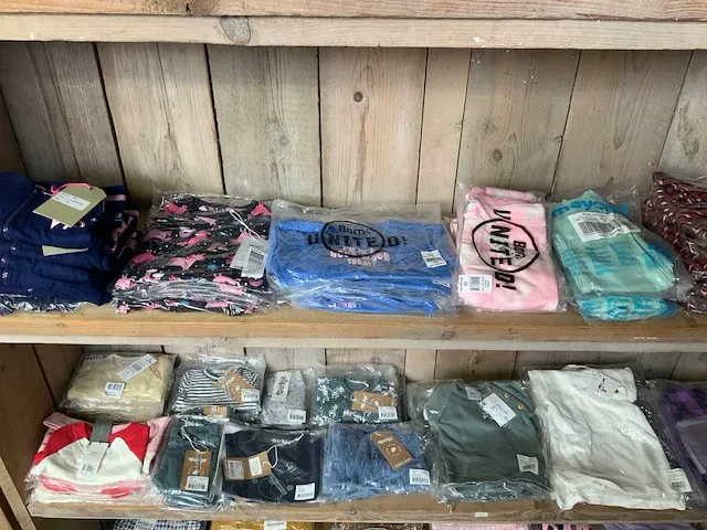 Diverse merken - baby-kinderkleding dirkje, feetje, someone, mayoral enz. (220x) - afbeelding 2 van  5