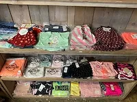 Diverse merken - baby-kinderkleding someone, dirkje, feetje, b’nosy, born united enz. (210x) - afbeelding 1 van  5