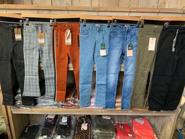 Diverse merken - jeans & broeken indian blue jeans, only, retour, jack&jones enz. (170x) - afbeelding 6 van  6
