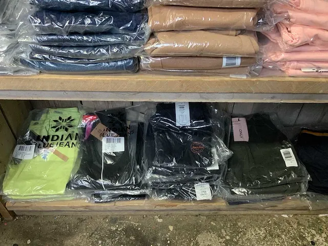 Diverse merken - jeans & broeken indian bluejeans, only, name it enz. (160x) - afbeelding 5 van  6