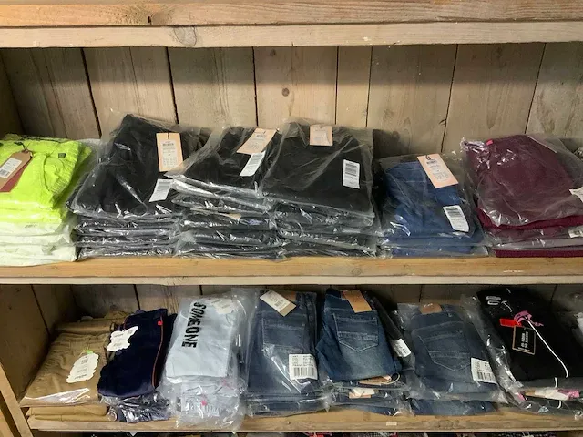 Diverse merken - jeans & broeken vingino, indian blue jeans, jubel, only enz.(180x) - afbeelding 2 van  6