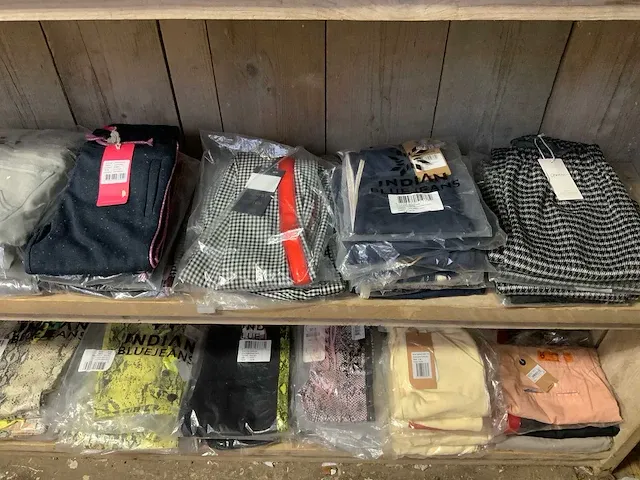 Diverse merken - jeans & broeken vingino, indian blue jeans, jubel, only enz.(180x) - afbeelding 4 van  6