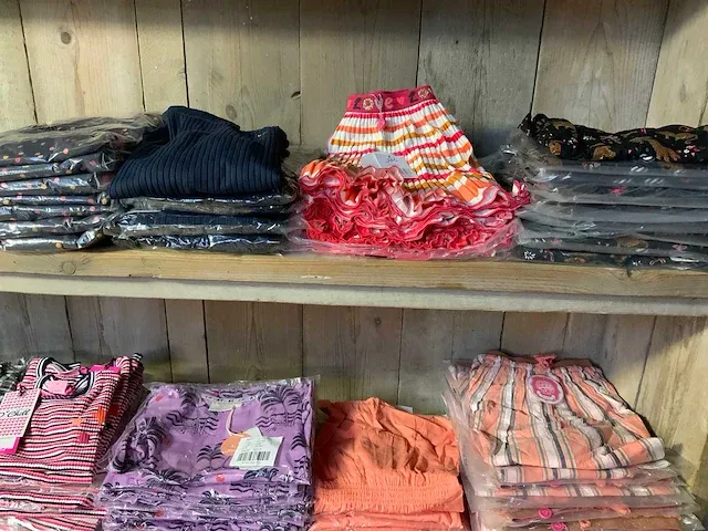 Diverse merken - kinderkleding jubel, o’chill, like flo, kiestone enz. (240x) - afbeelding 5 van  8